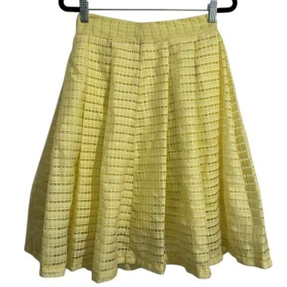 Chicwish XS Yellow Midi Skirt With Textured Overlay & Elastic Waist - Picture 1 of 6